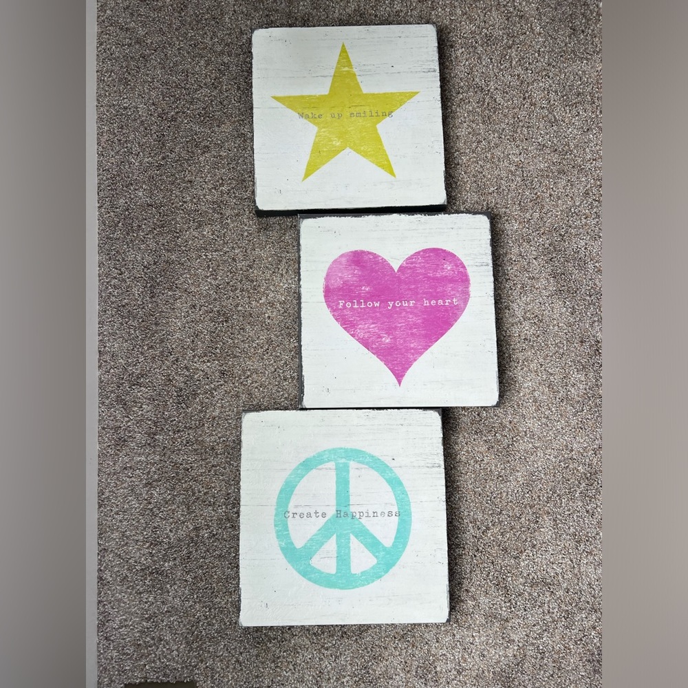 Pottery barn teen set of 3 wall pictures